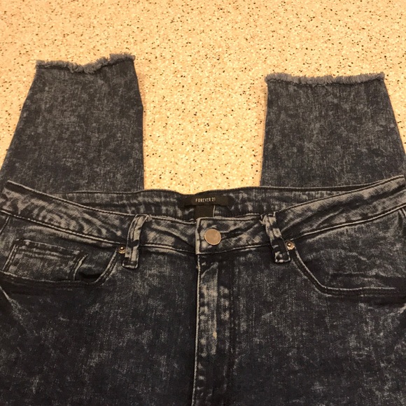 Forever 21 Denim - Acid wash high waist Forever 21 jeans size 31